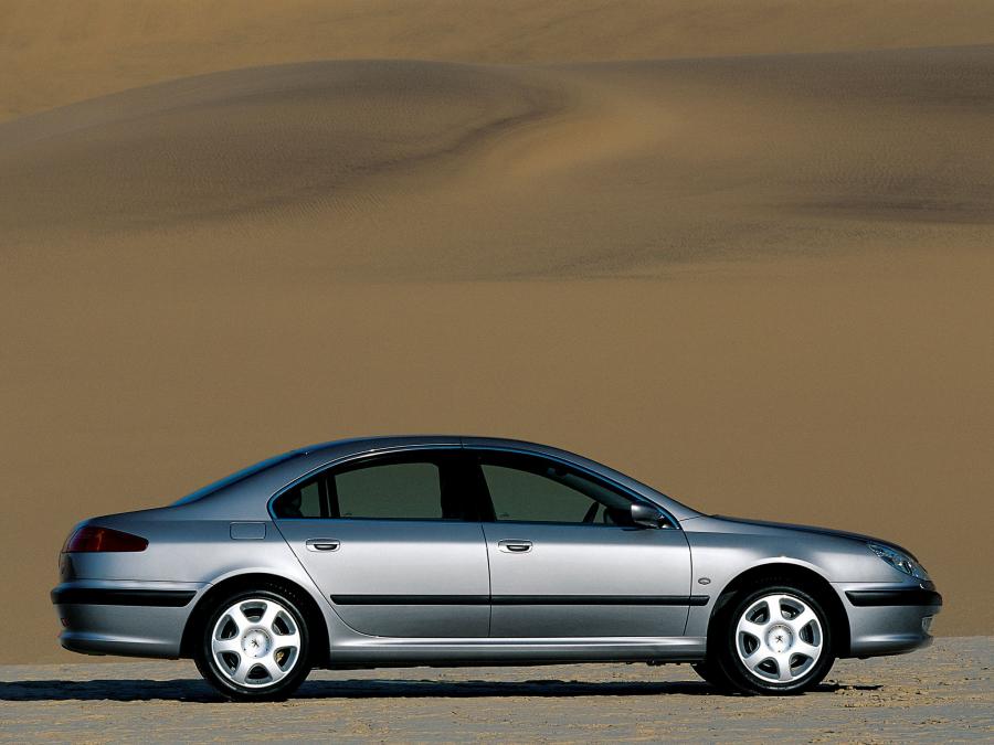  Peugeot 607 1999 года  (фото 36 из 53)